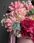 Flower Box “Tender Habit” — stock, roses, eucalyptus