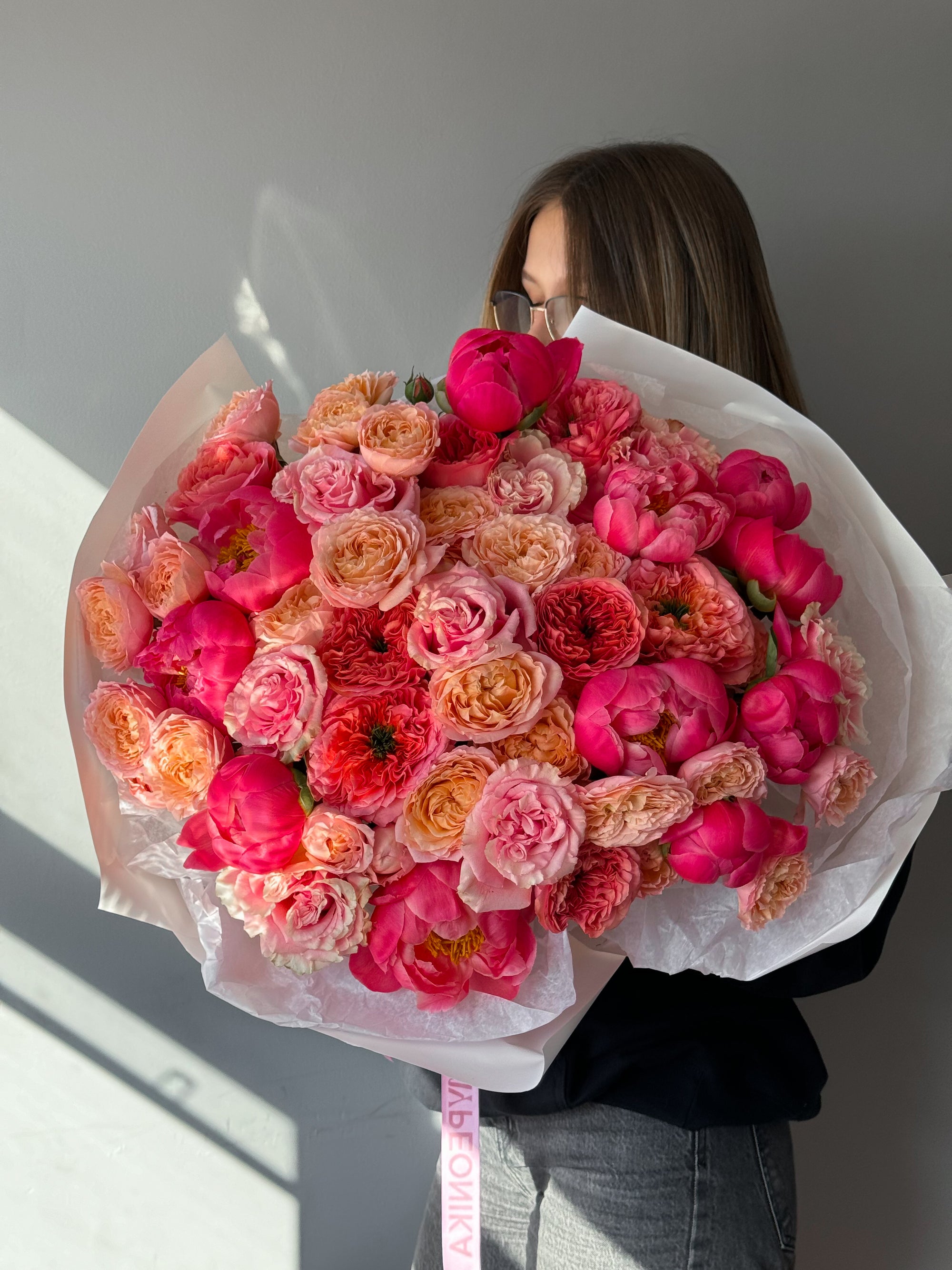 Bouquet “Garden roses & peonies” - Julietta & Pink Expression garden roses, Coral Charm peonies