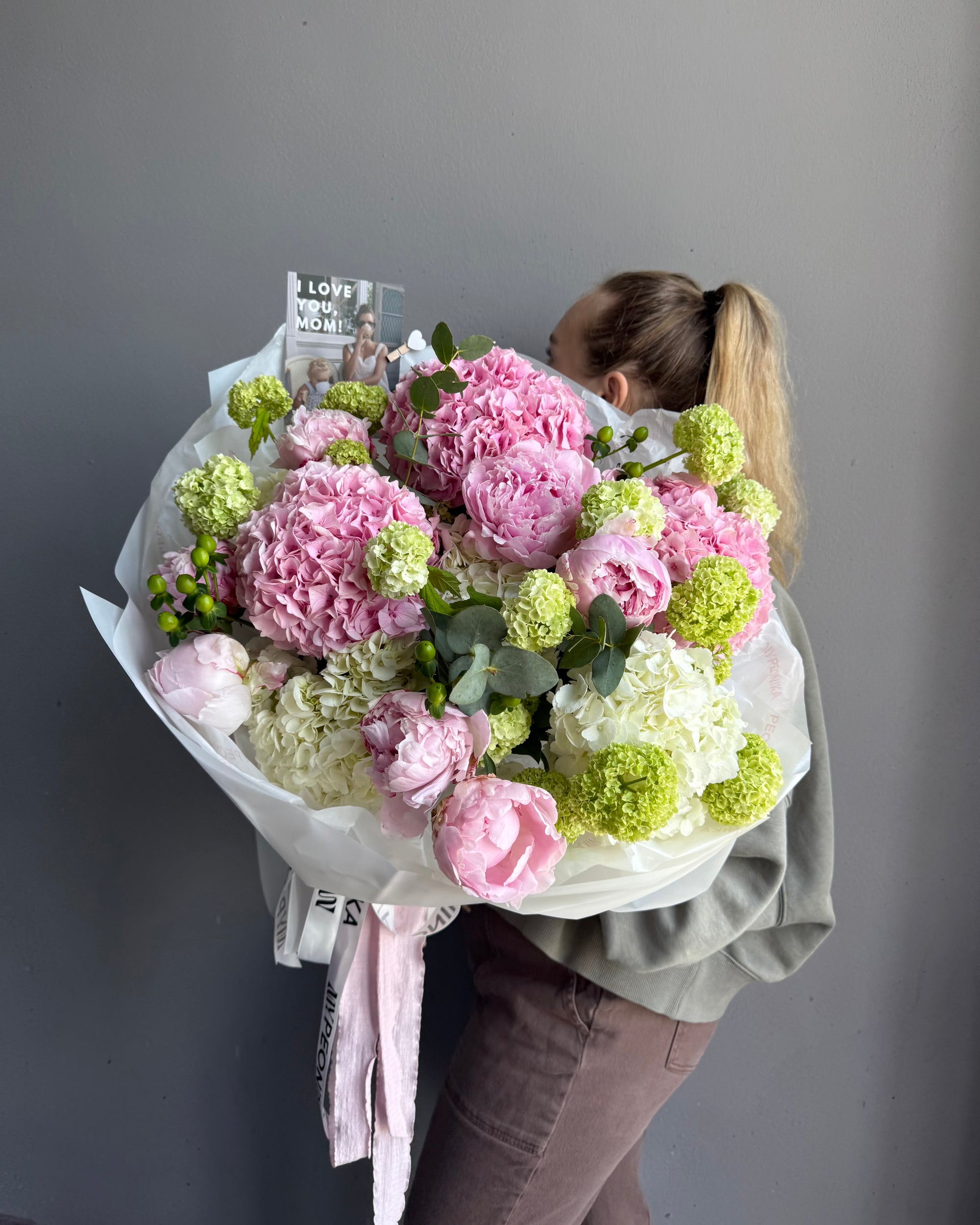 Bouquet “Mother Like No Other” – Peonies, hydrangeas, viburnum