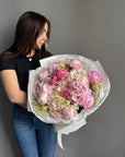 Bouquet "Warm Memories" - ranunculuses, peonies, chamomiles, hydrangeas