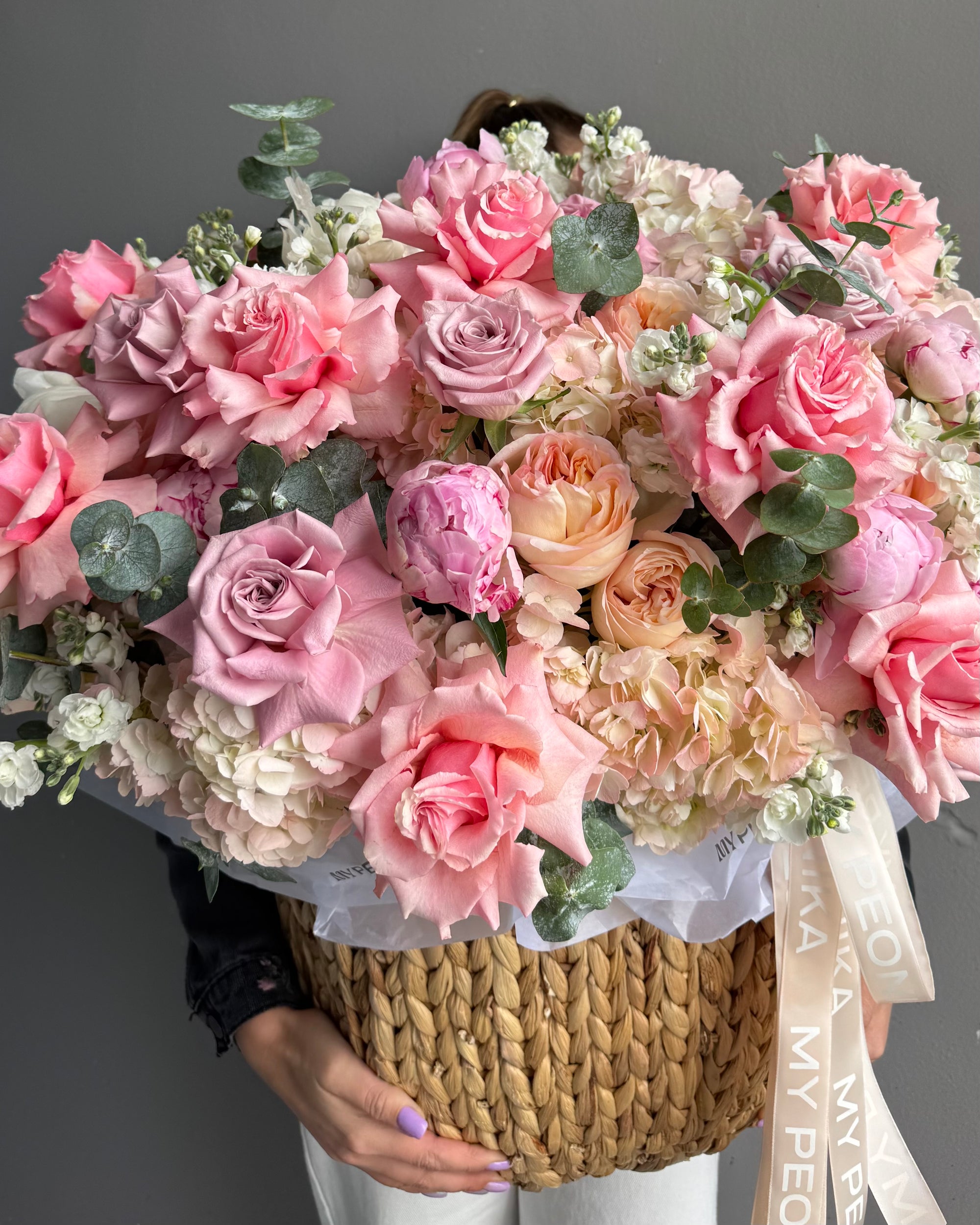 Flower basket “She dreams about it" - roses, peonies , hydrangeas