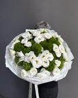 Bouquet “The Icon” — Lisianthus, Green Trick dianthus