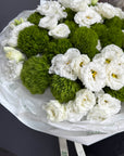 Bouquet “The Icon” — Lisianthus, Green Trick dianthus