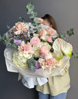 Bouquet “Lost Letters” — hydrangea, ranunculus, roses, eucalyptus