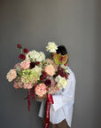 Flower arrangement in a pot “Alpha” — hydrangea, roses