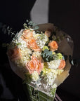 Bouquet “Cute & Cozy” — roses, hydrangea, eucalyptus