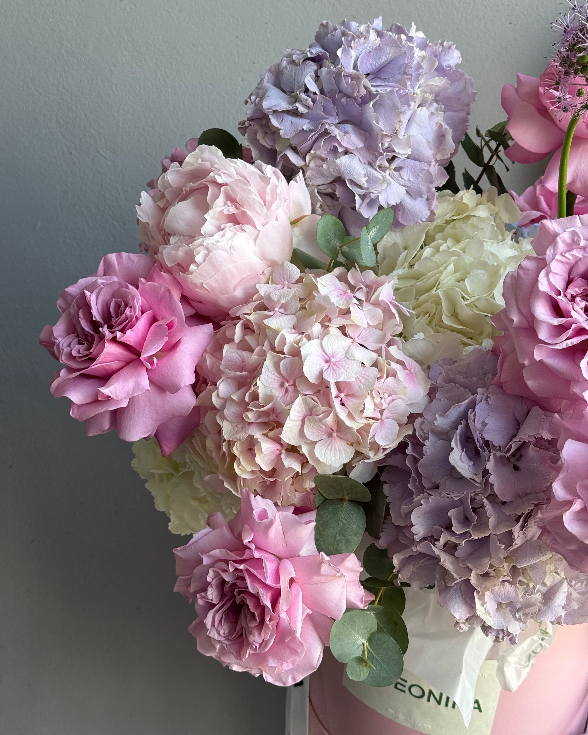Flower Box “Air Kiss” - Hollander hydrangeas, allium, peonies