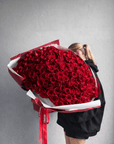 Bouquet "Explorer" - red roses