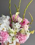 Flower Basket "Glamorous" - Lisianthus, hydrangeas, gladioluses