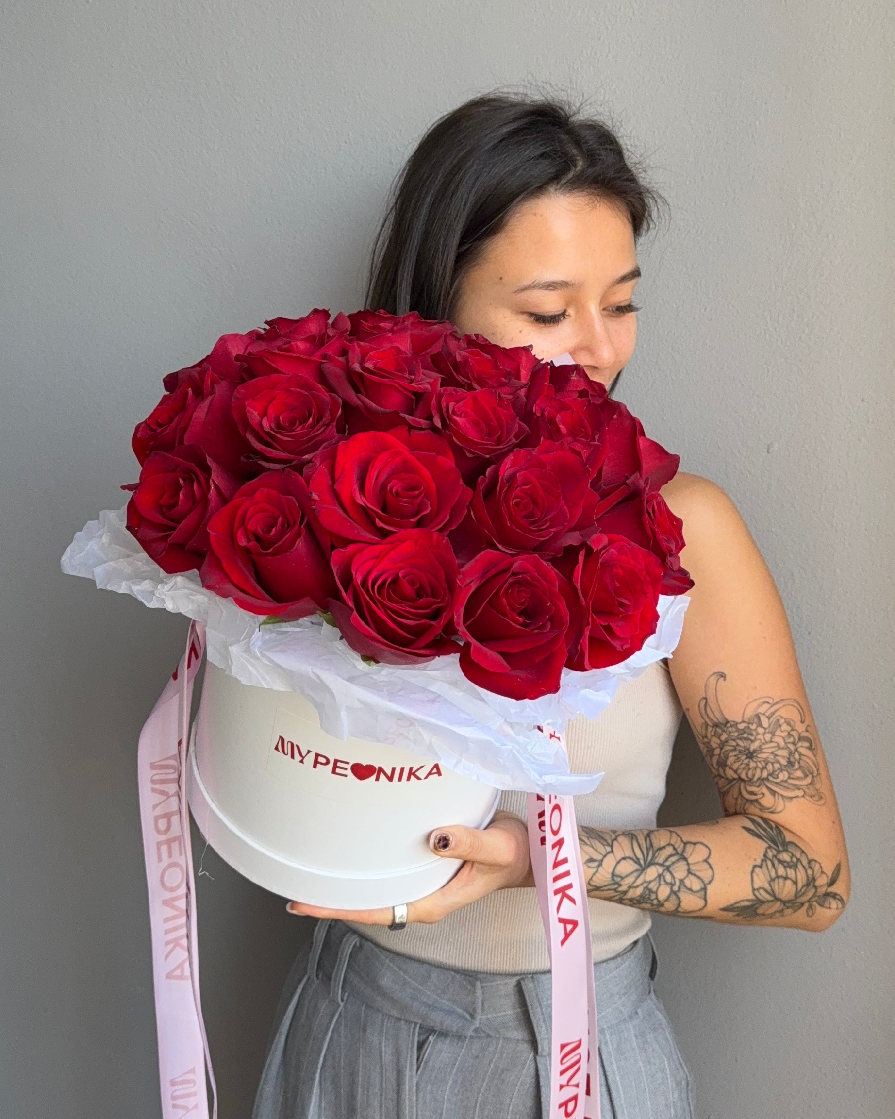 Flower Box "Freedom" - red roses
