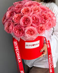 Flower box "Strawberry Kiss" - Pink expression roses