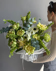 Bouquet "Greens & Dreams" - Bells , veggie roses, lisianthus