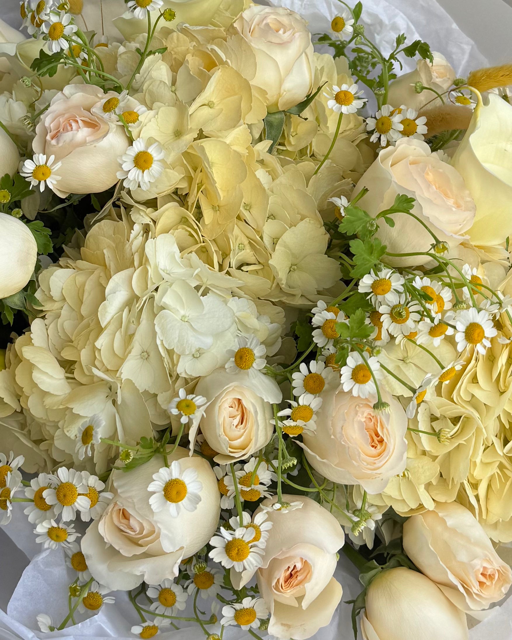 Bouquet "Milk & Honey" - Hydrangeas , callas, chamomile