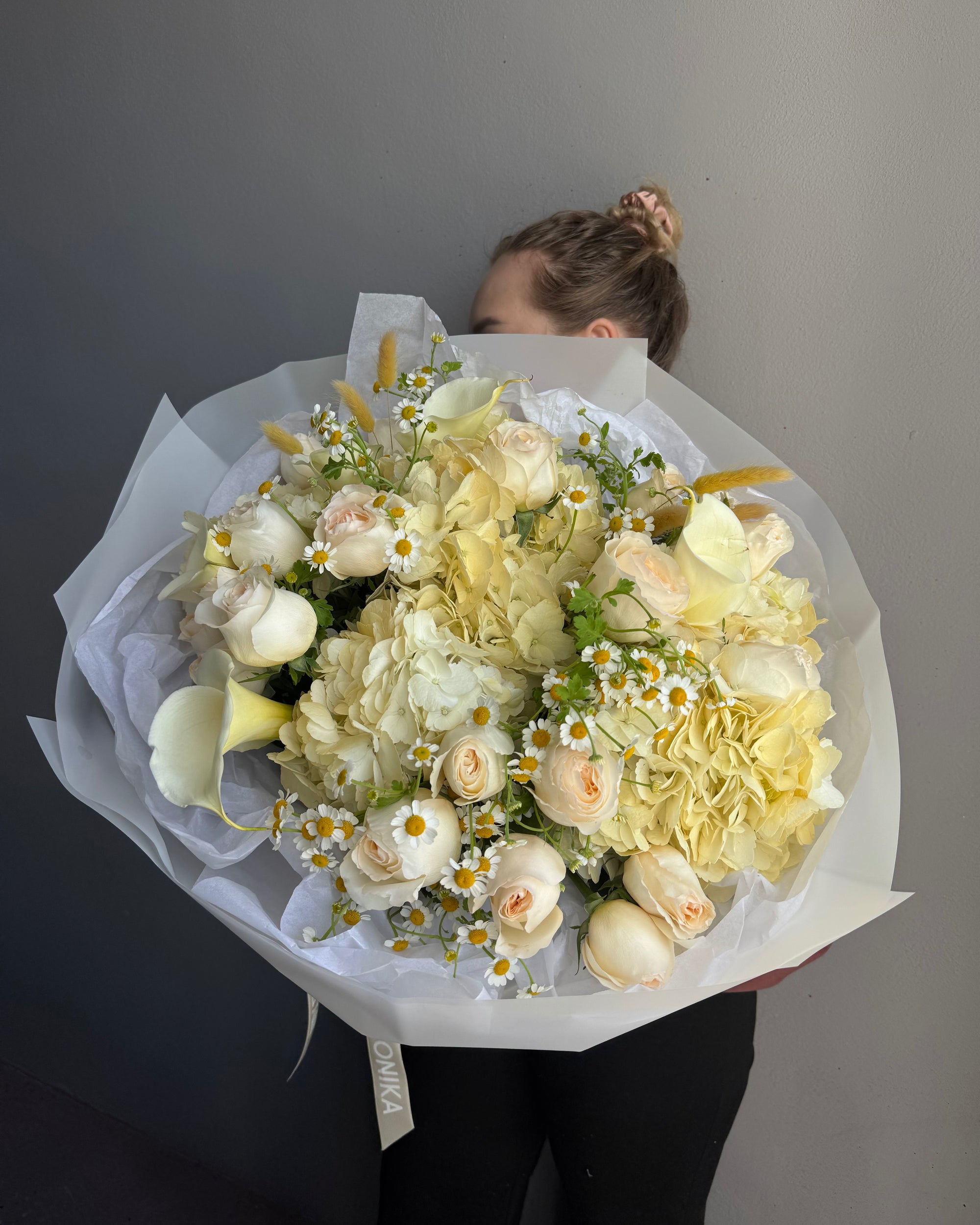 Bouquet "Milk & Honey" - Hydrangeas , callas, chamomile