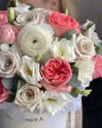 Flower Box “Love Jam” - ranunculuses, roses