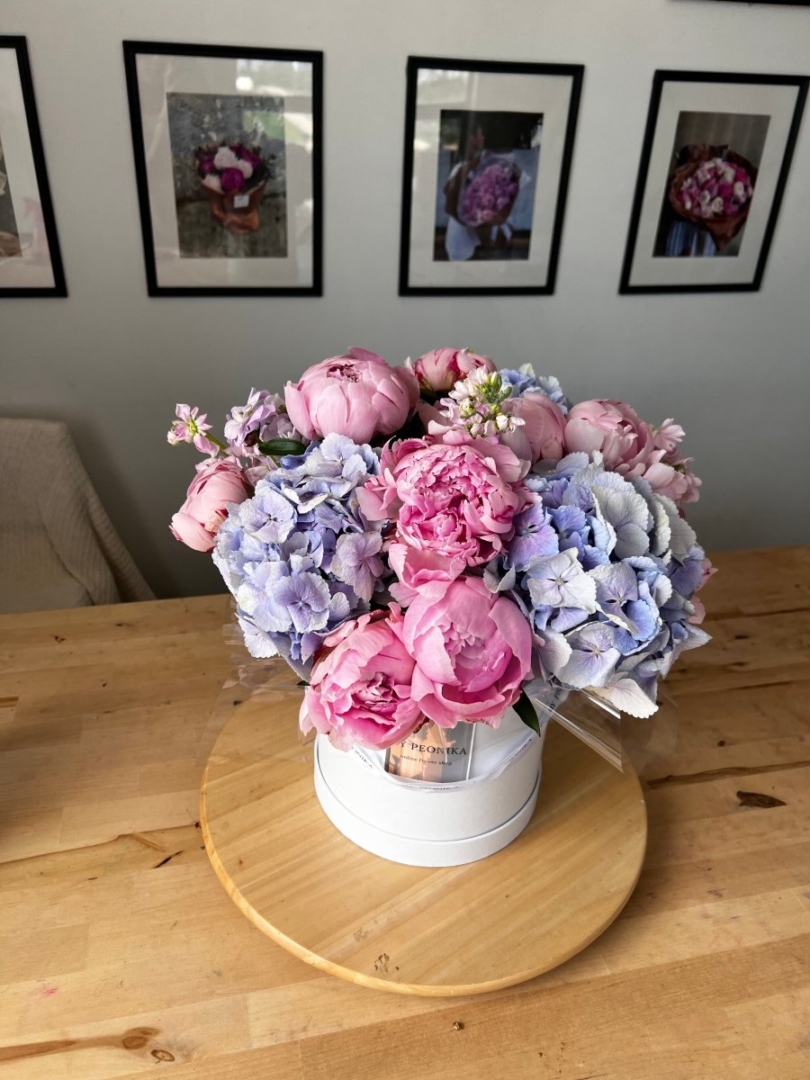 Flower Box "LollyPop" - My Peonika Flower Shop