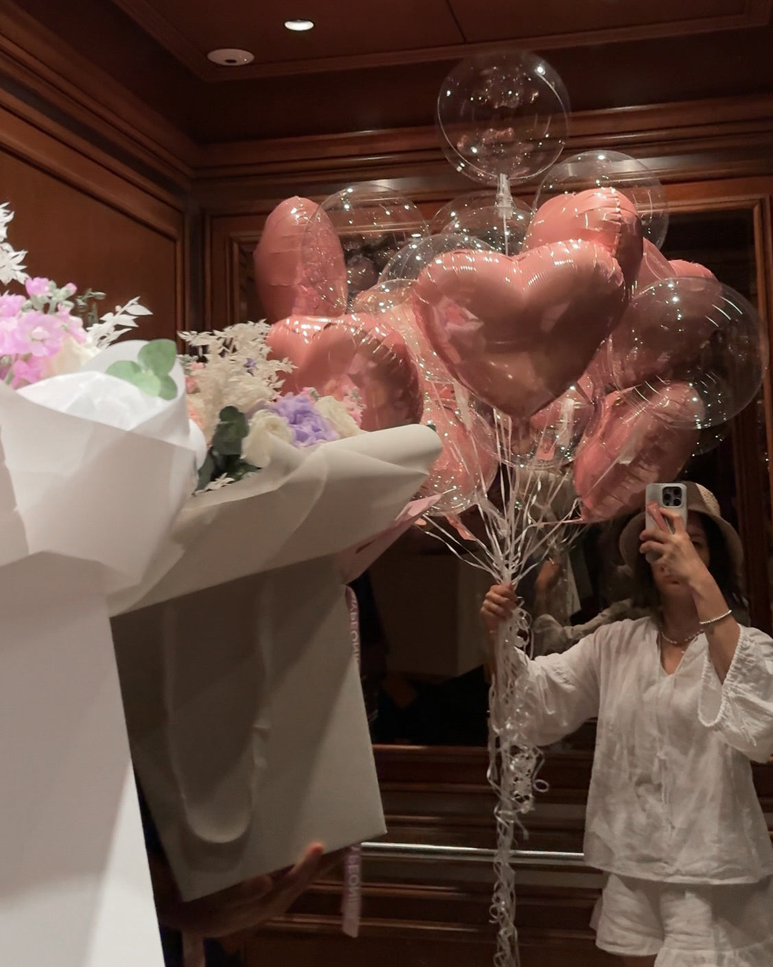 Flower Delivery in Hallandale: Bringing Beauty to Your Doorstep