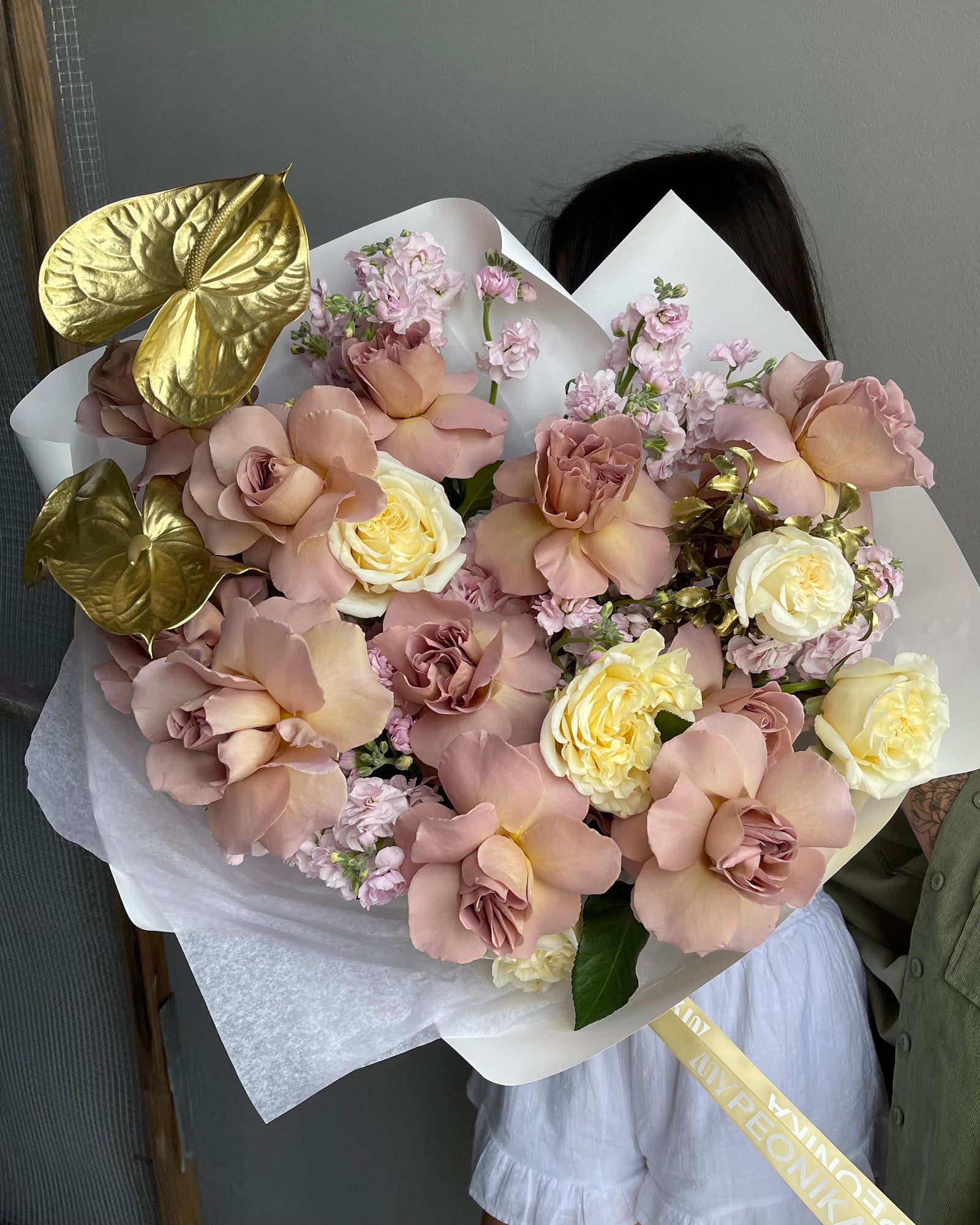 The Art of Custom Bouquets: Why Unique Floral Designs Shine