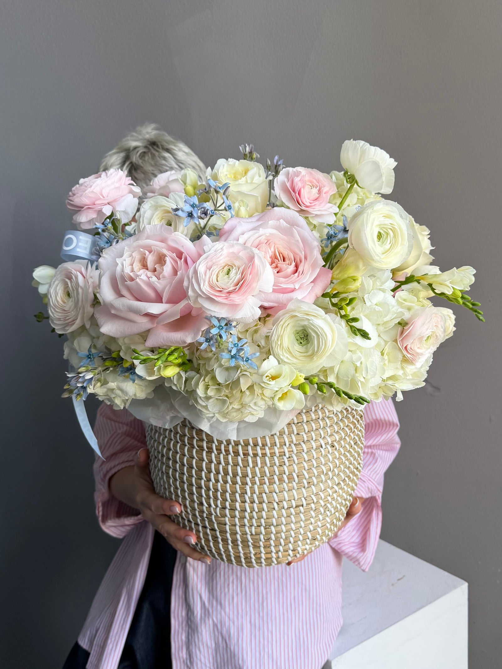 Flower Basket “Lucky Girl” — ranunculus, roses, hydrangeas