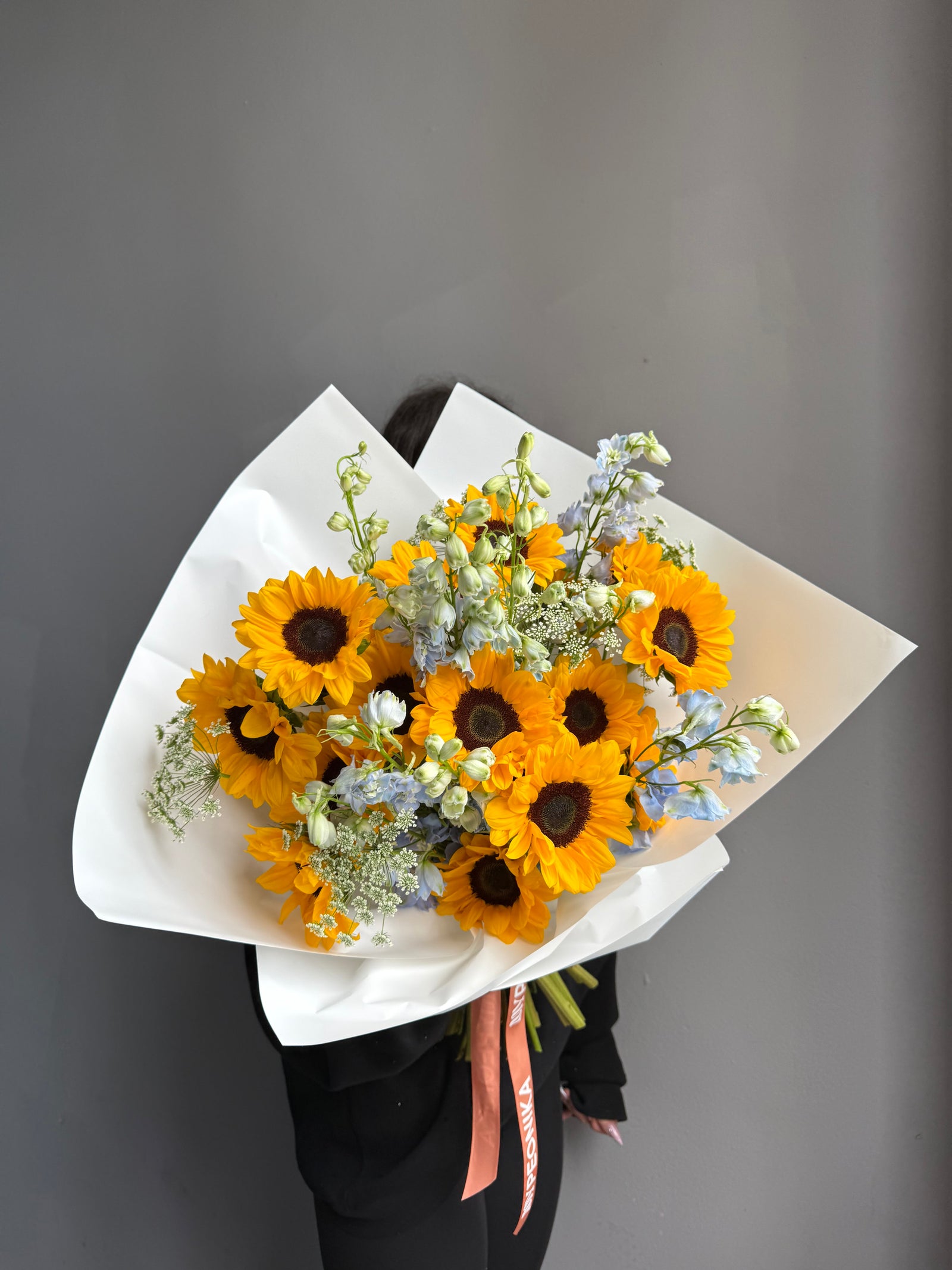 Bouquet “Hot Girl Summer” — sunflowers, delphinium