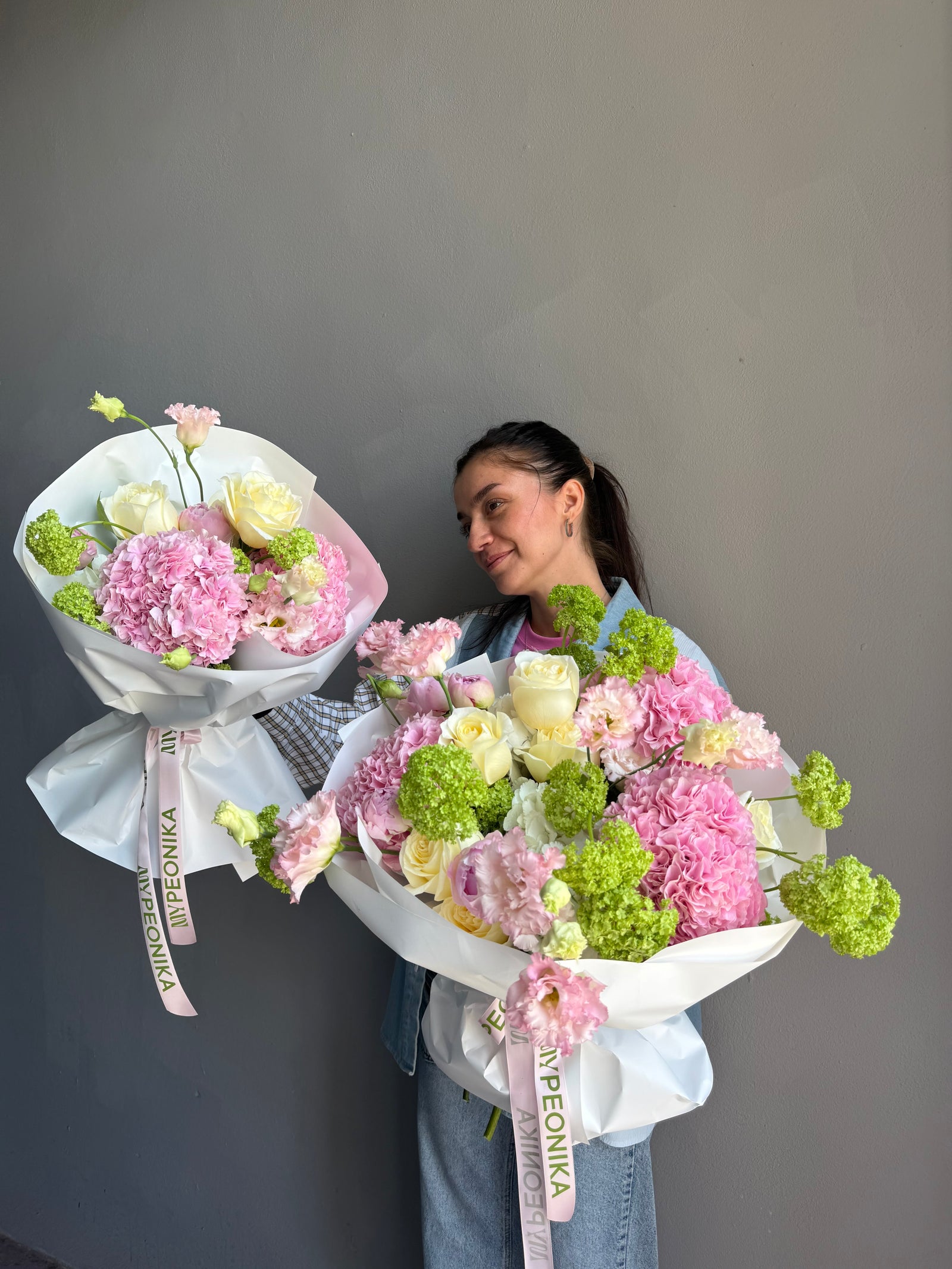 Bouquet “Always Yours” — roses, hydrangea, viburnum