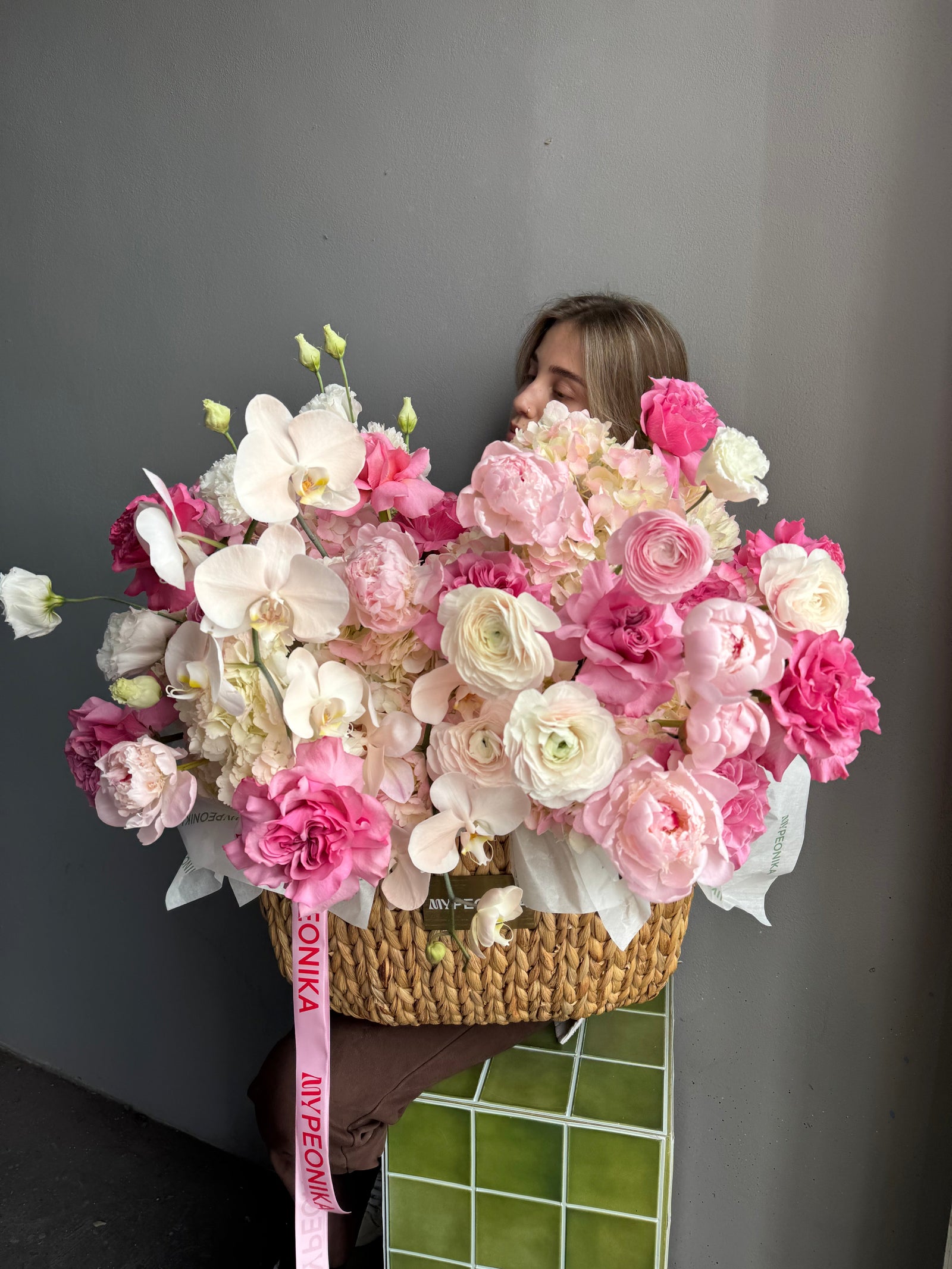 Flower Basket “The Way She Smiles” — roses, orchids, ranunculus