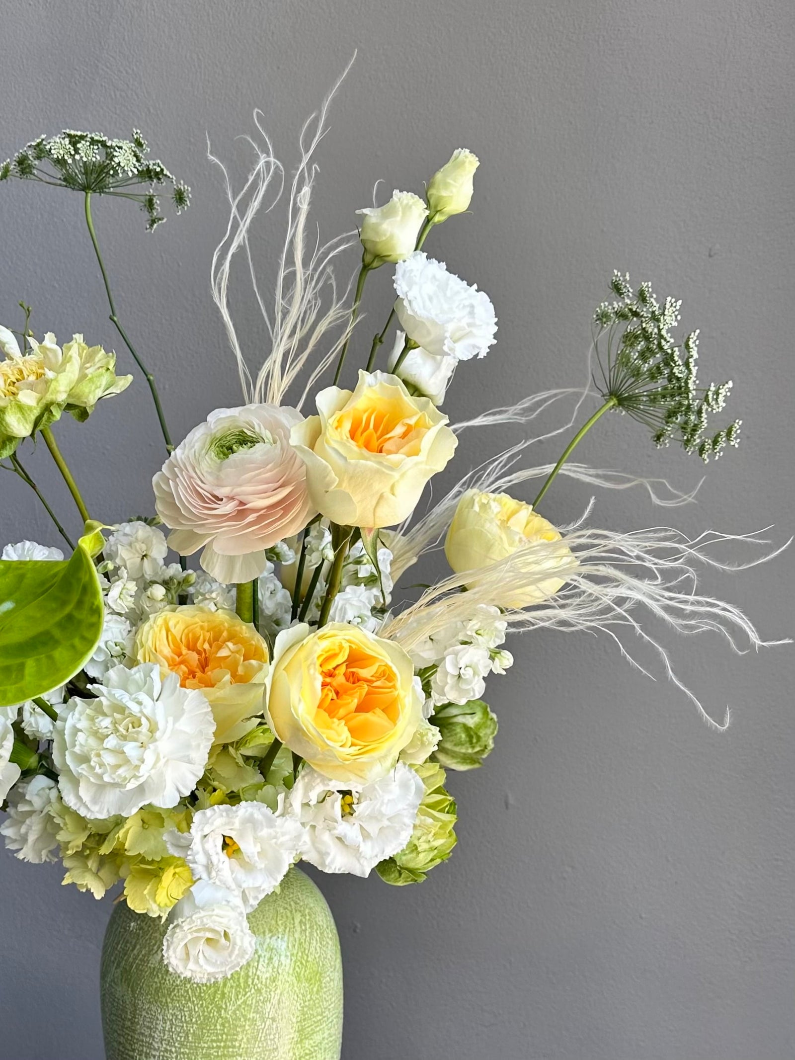 Vase Arrangement “Soft Jungle” — roses, veggie roses, lisianthus, anthurium