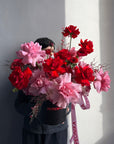 Valentine’s Box “Flirt & Fire” — French roses, anemones, genista