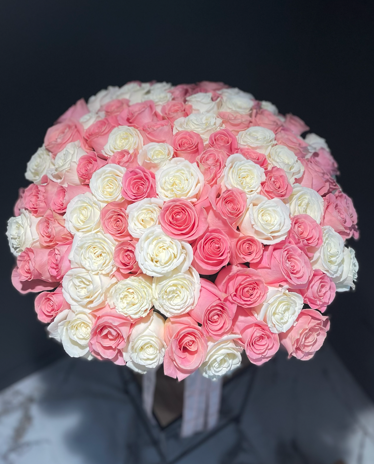 Bouquet in a vase “Pink &amp; white” - 100 roses