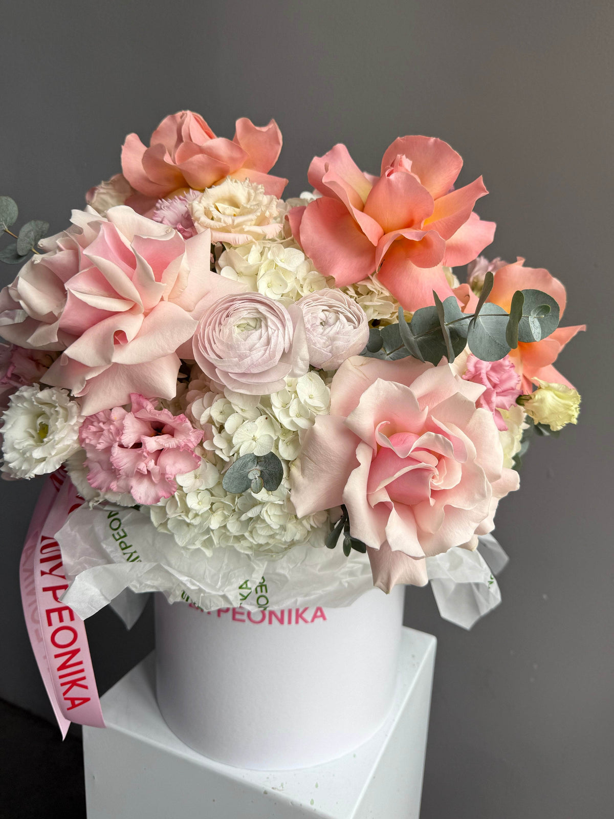 Flower box "Cloud of Petals" - Ranunculus, roses, hydrangeas