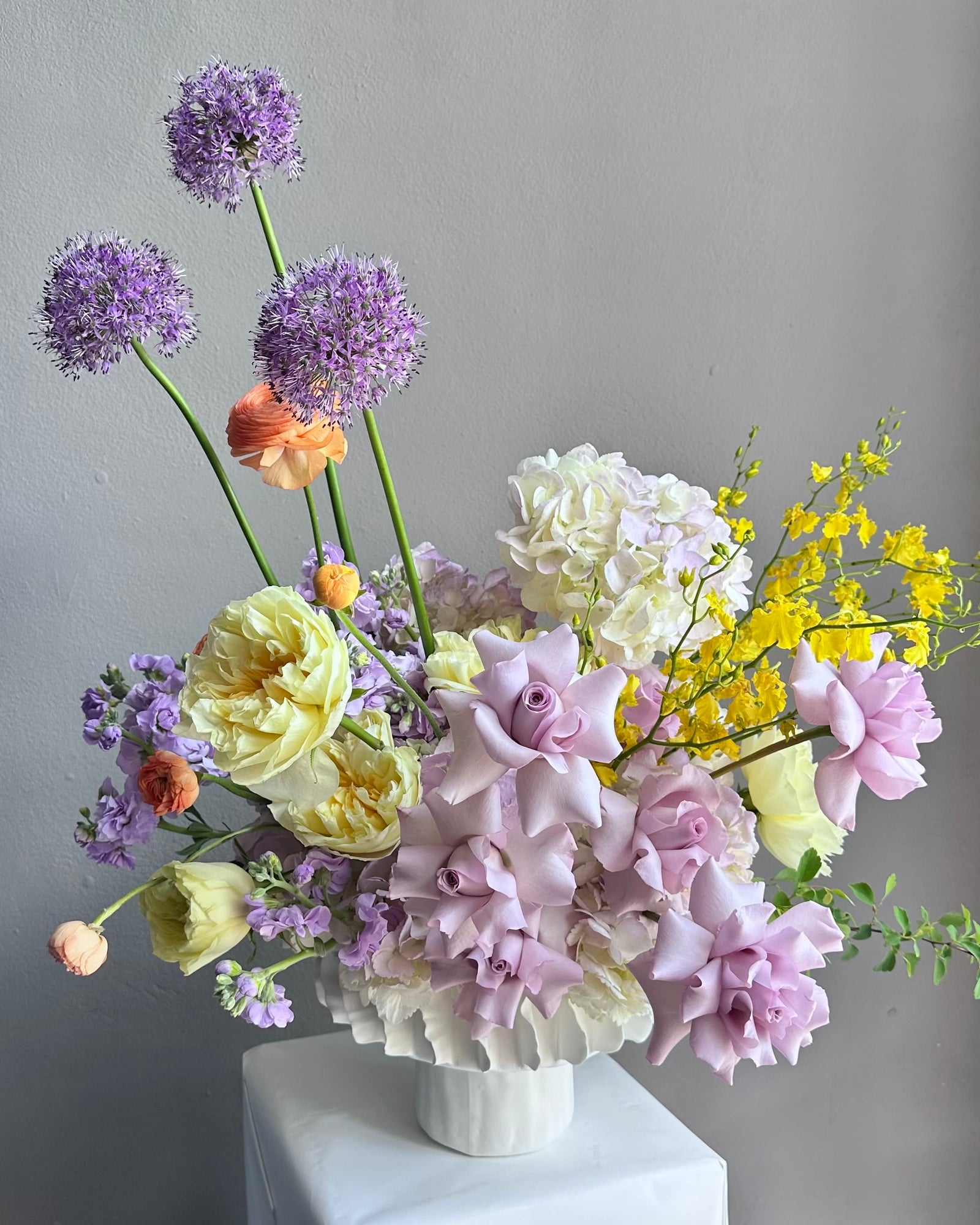Vase Arrangement “Amethyst Sun” — roses, hydrangeas, allium, ranunculus