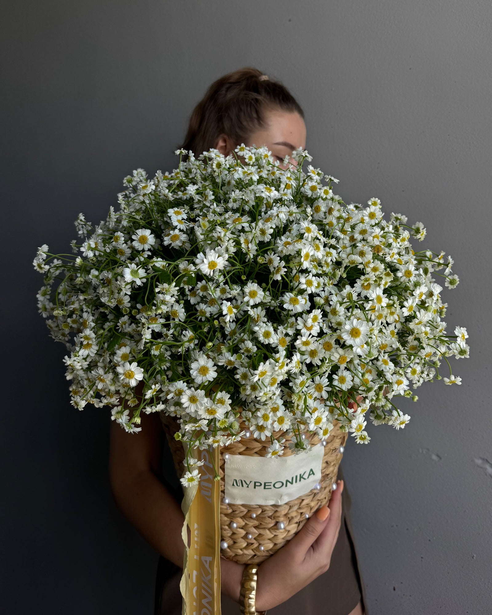 Basket with Daisies &amp; Pearls