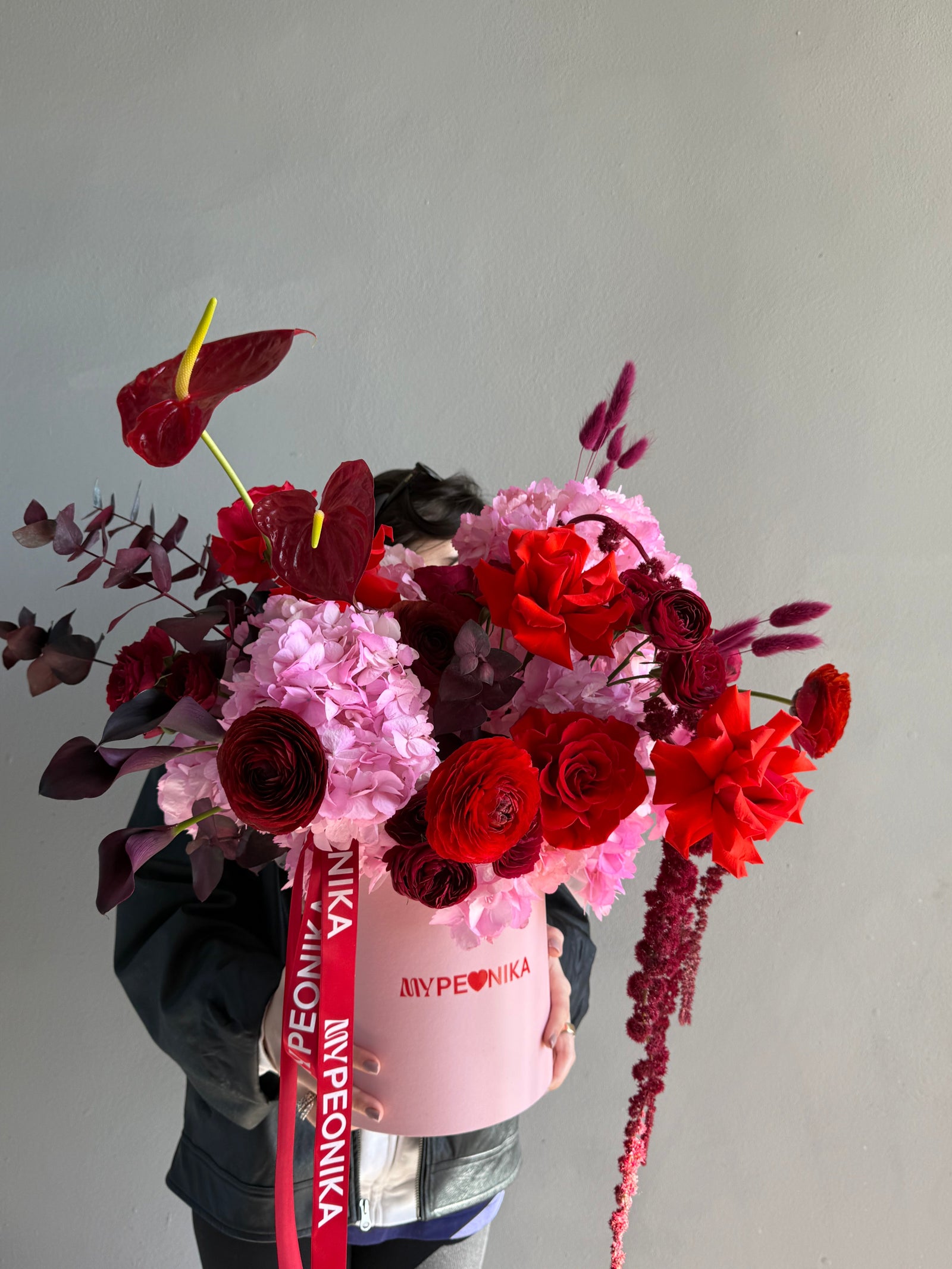 Flower Box “Hotline” — roses, anthurium, ranunculus, calla lilies, hydrangeas