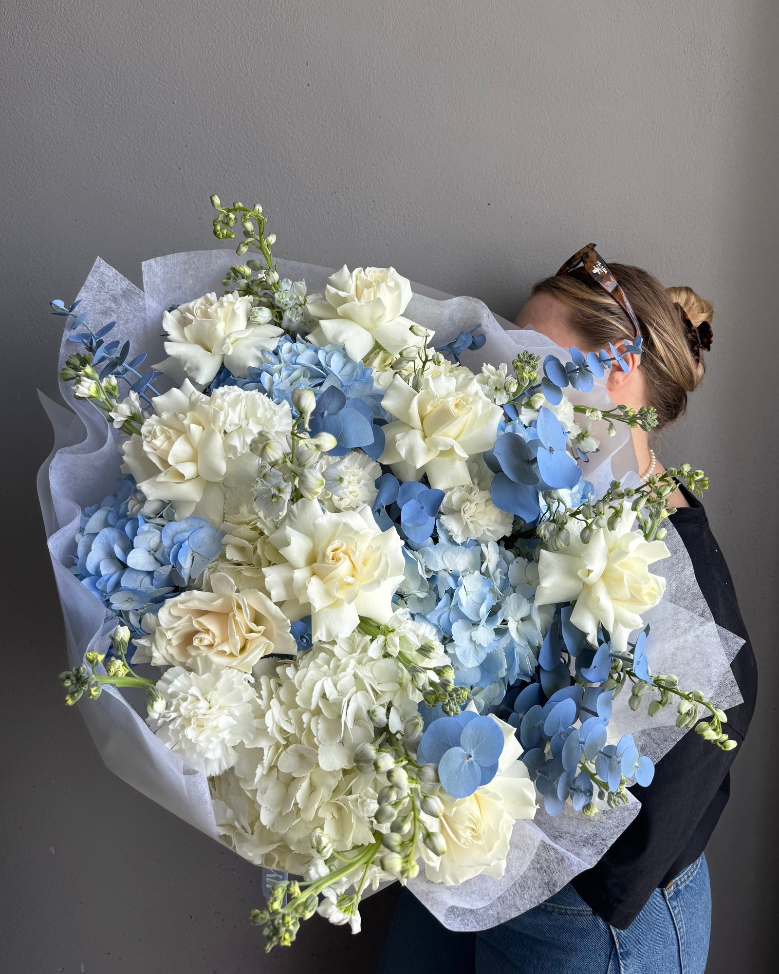 Bouquet “Below Zero” – hydrangeas, roses, delphiniums, carnation