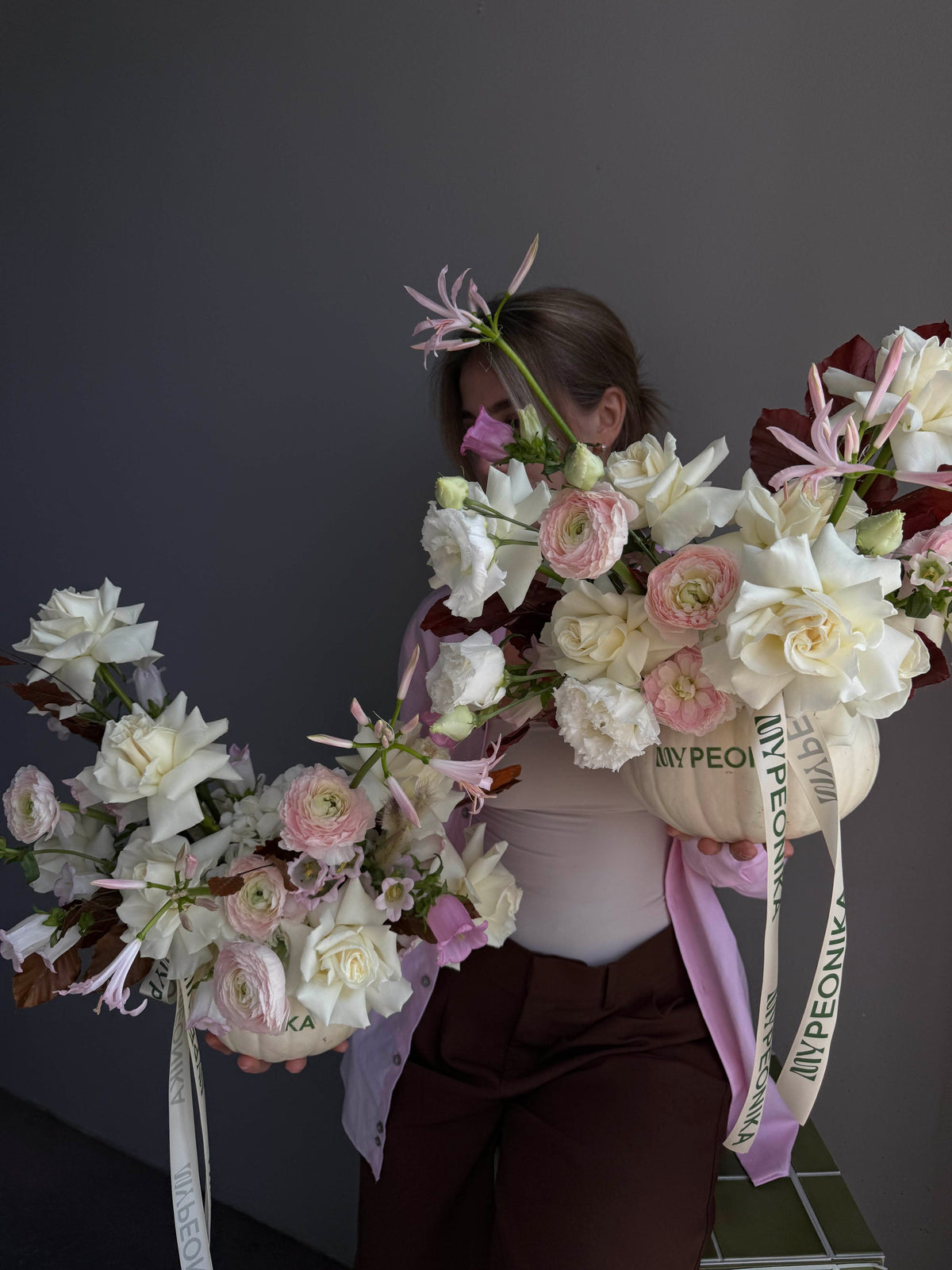 Interior Arrangement “Soft Pumpkin(s)” — roses, ranunculus, hydrangea