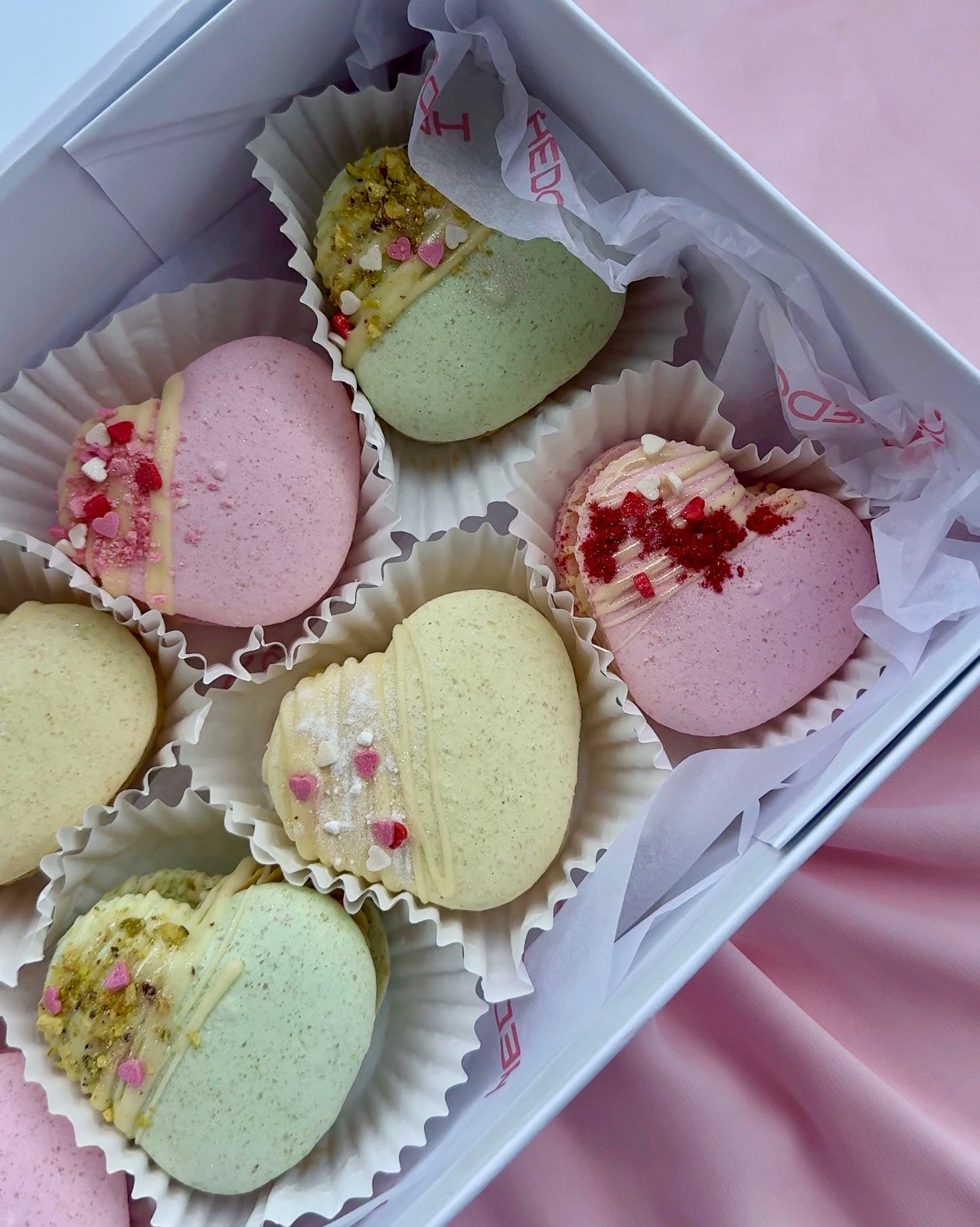 “Heart to Heart” — Macaroons Dessert Box