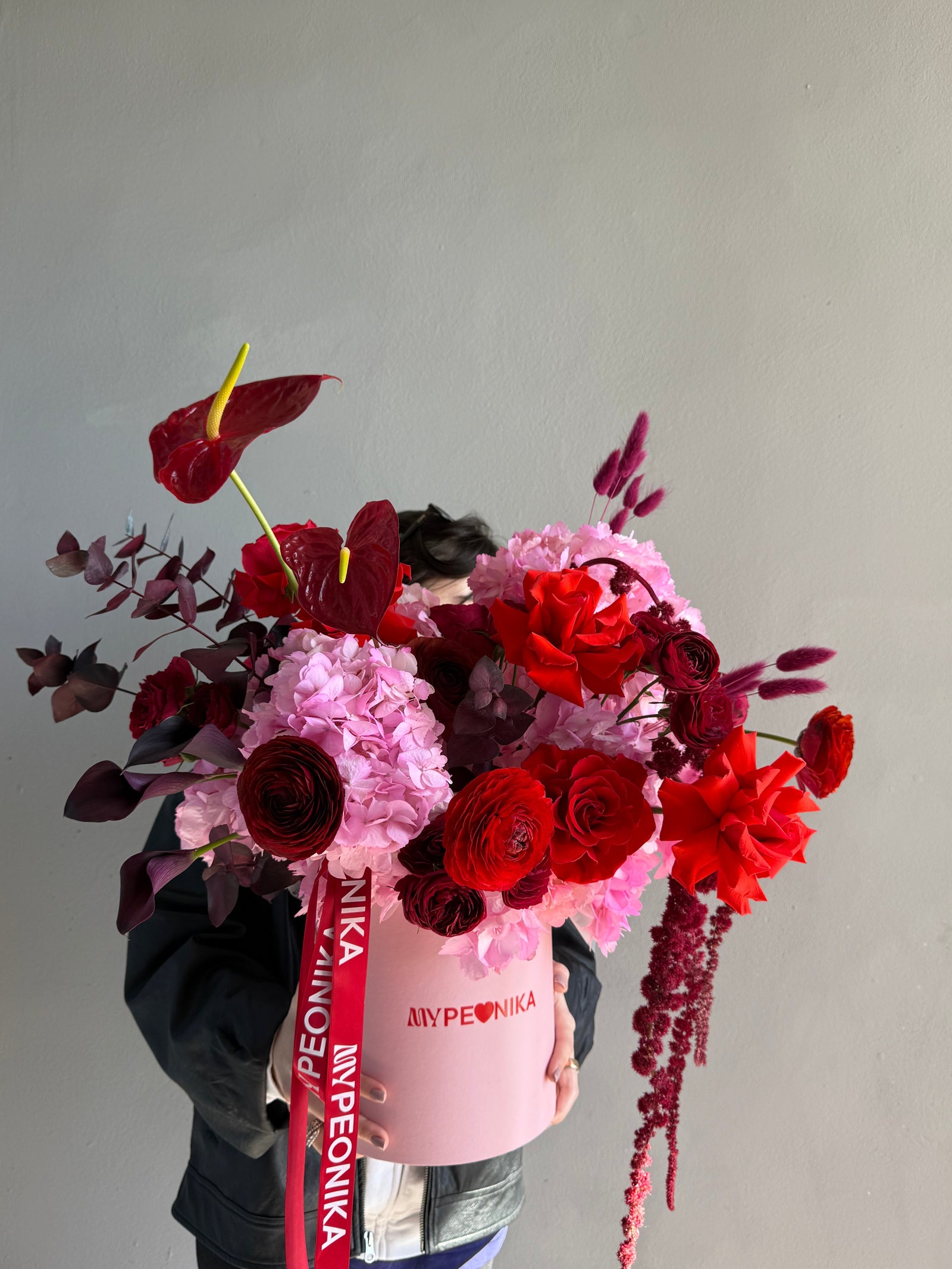 Flower Box “Hotline” — roses, anthurium, ranunculus, calla lilies, hydrangeas