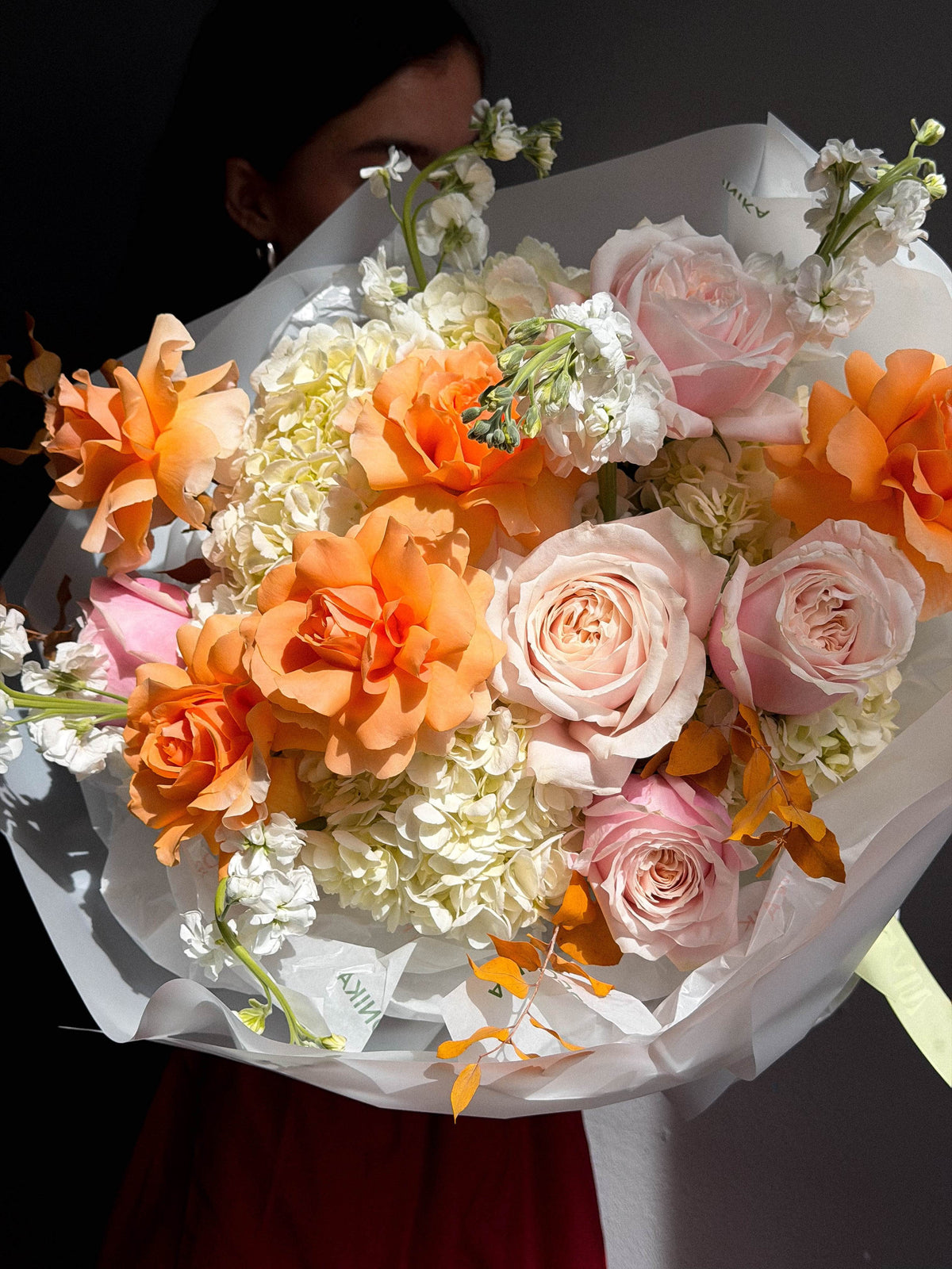 Bouquet “October Kiss” — hydrangea, roses, stock flowers