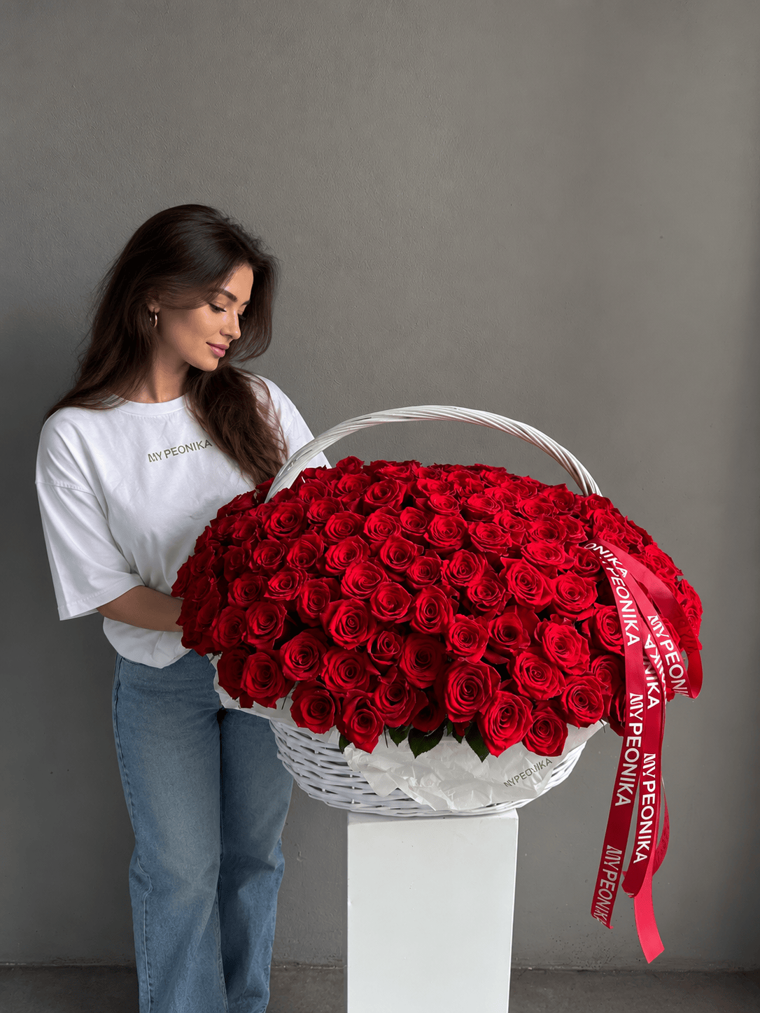 Red Rose Handled Basket