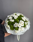 Bouquet “The Icon” — Lisianthus, Green Trick dianthus