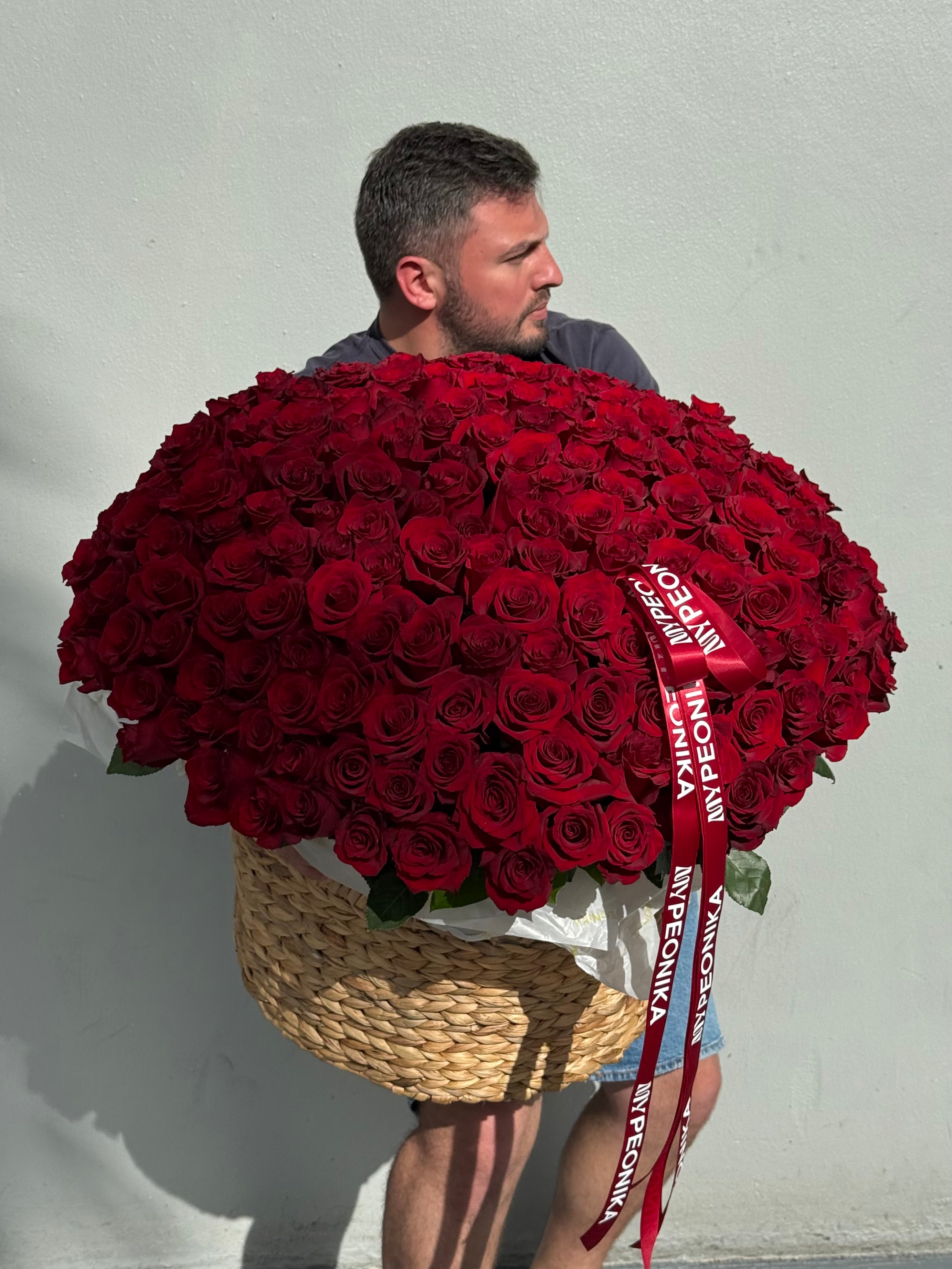 Flower Basket “Overwhelming Love” — 200 red roses My Peonika