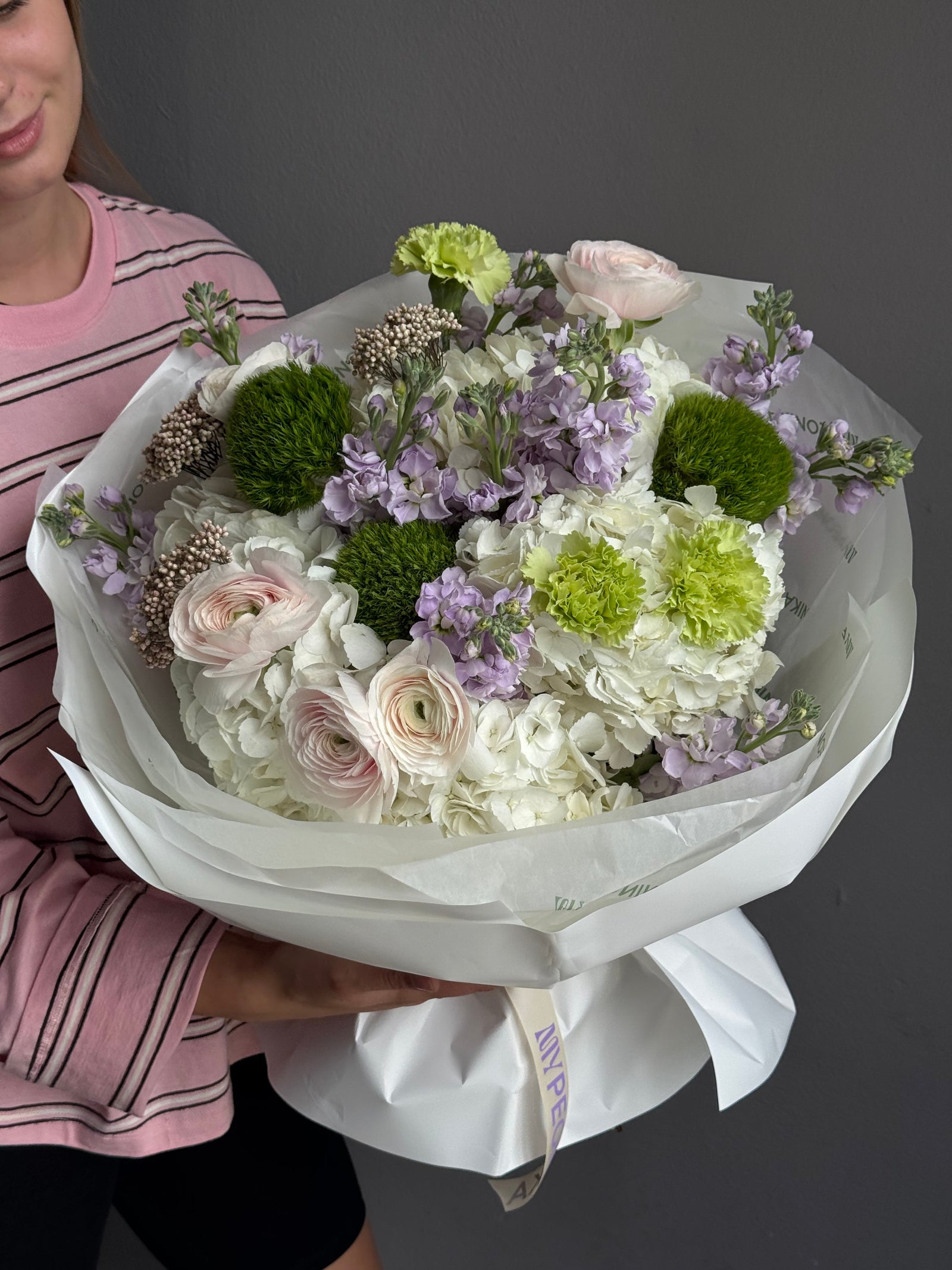 Bouquet “Made for YOU” — hydrangea, ranunculus, stock flowers, dianthus