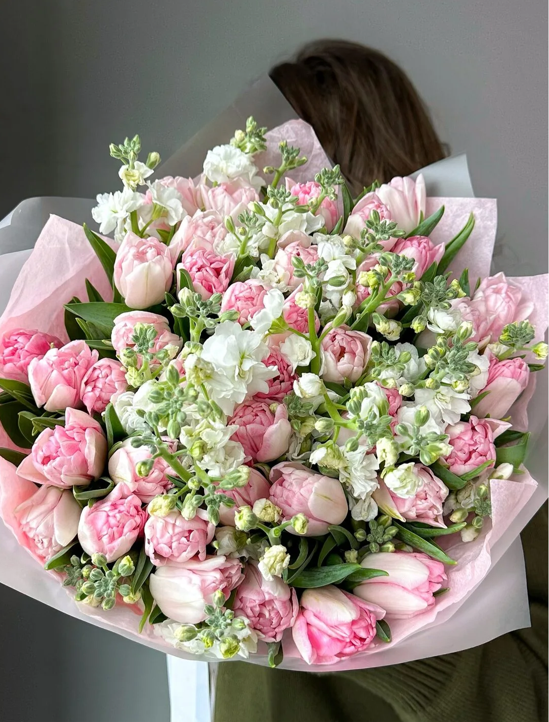 Duo Bouquet “Dreamy Ruffles” - stock, parrot tulips