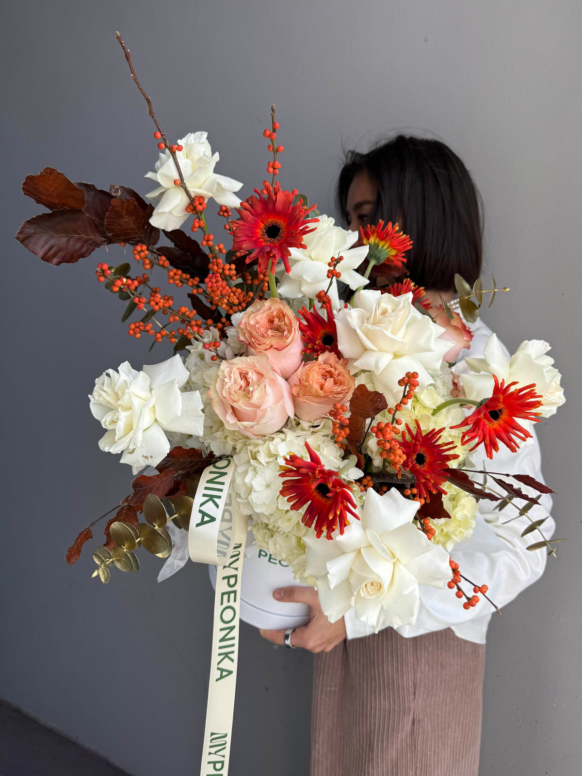 Flower Box “October Love” — gerbera, roses, hydrangea