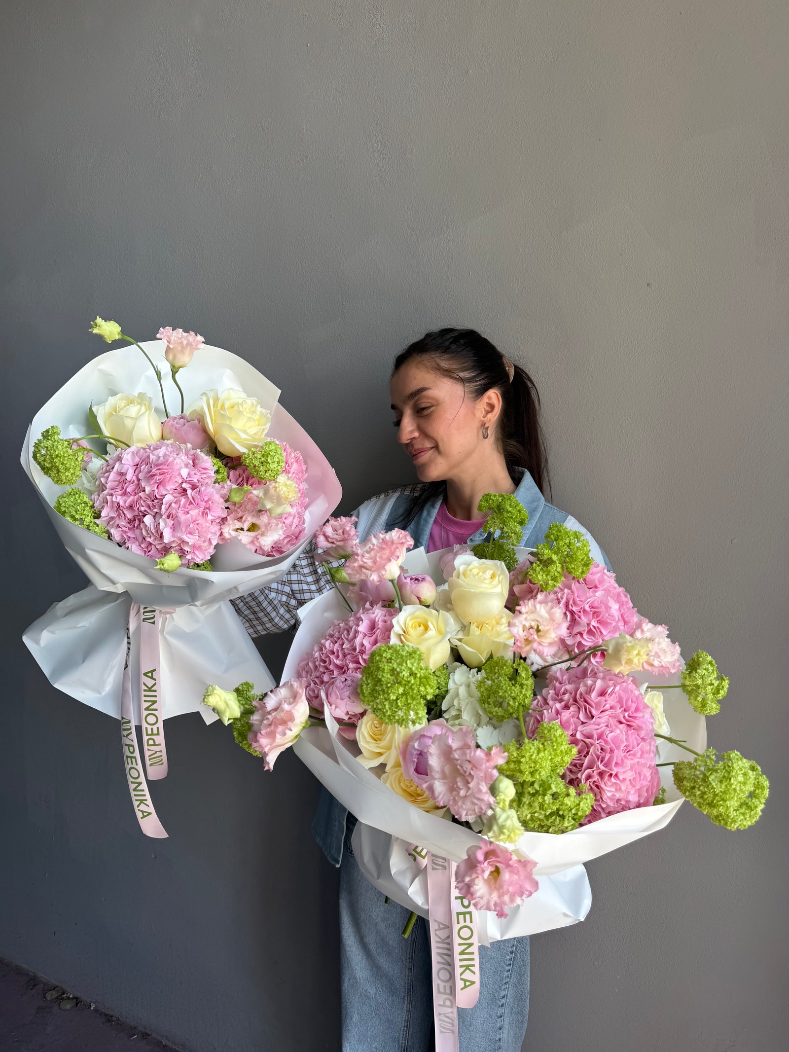 Bouquet “Always Yours” — roses, hydrangea, viburnum