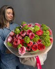 Bouquet "Lush Crush" - garden roses, viburnum