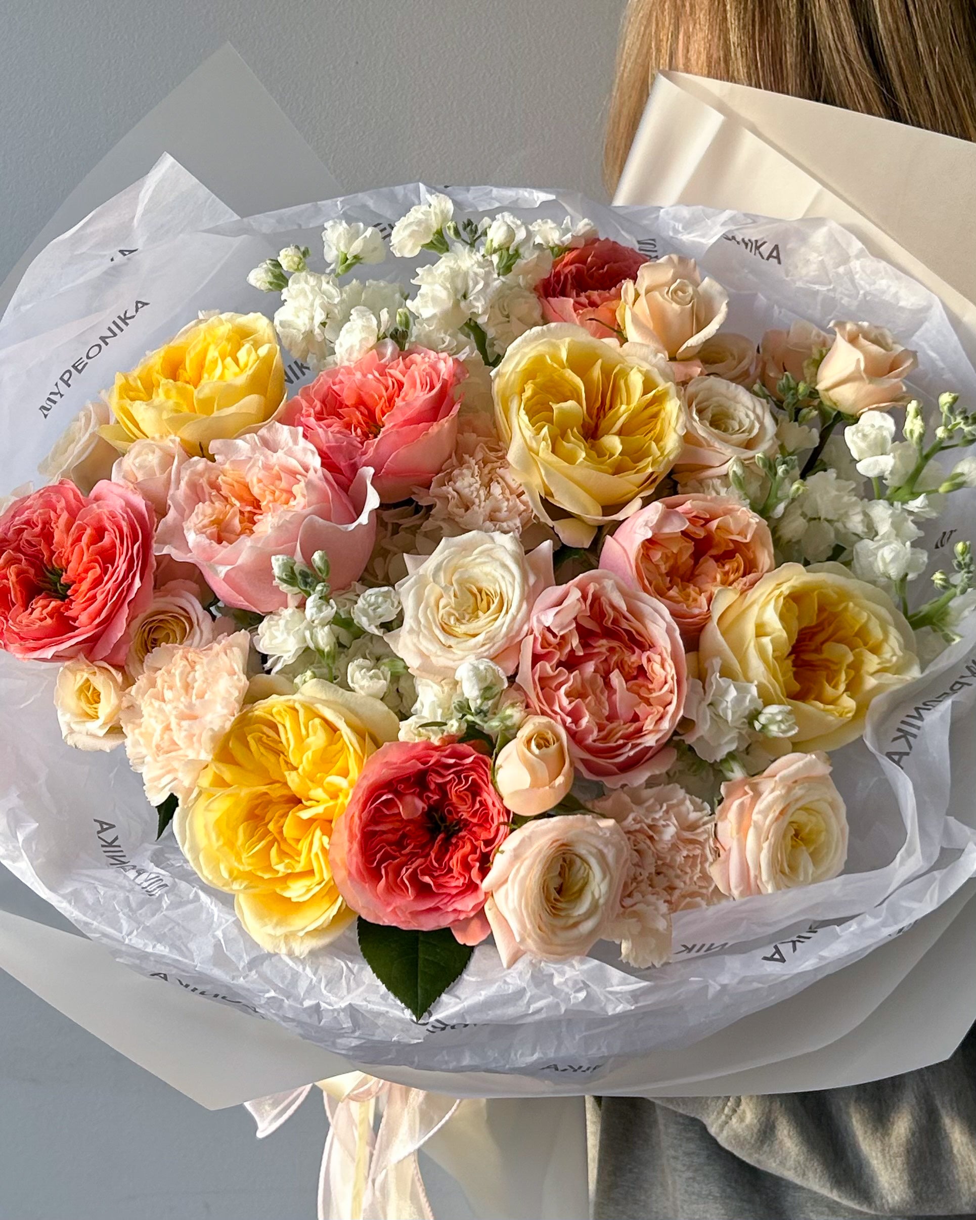 Bouquet “Cutie Pie” - garden roses, stock