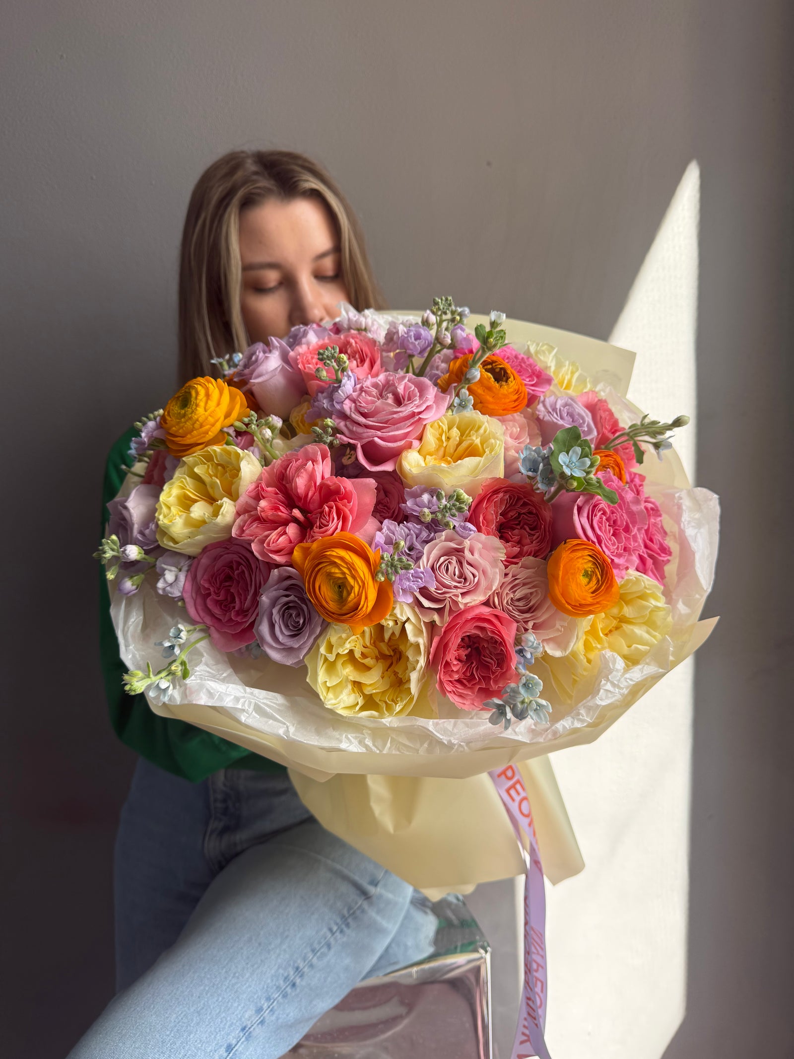 Bouquet "Dopamine" - roses, peony roses