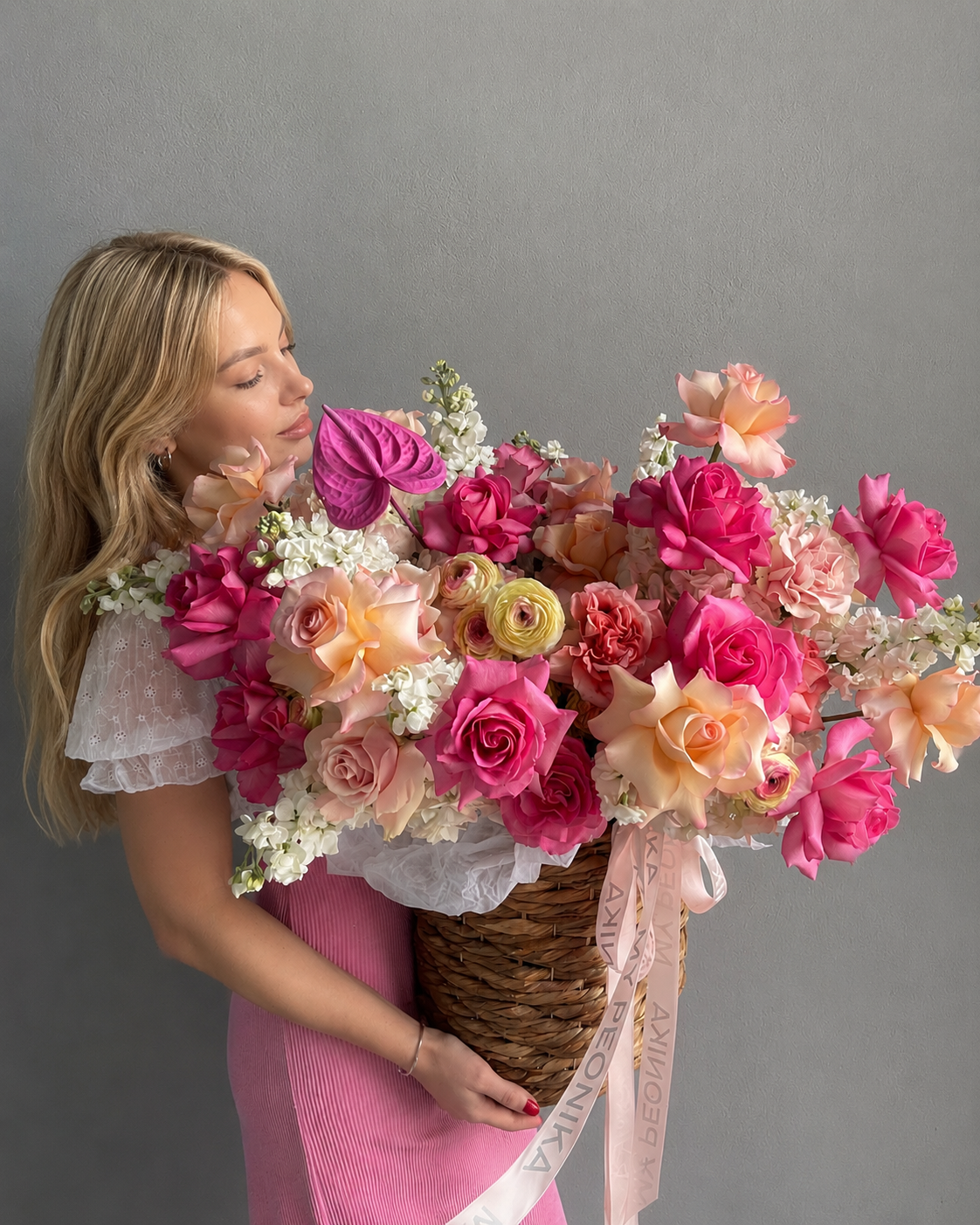 Flower Basket “Candy Crush” - french roses, ranunculuses