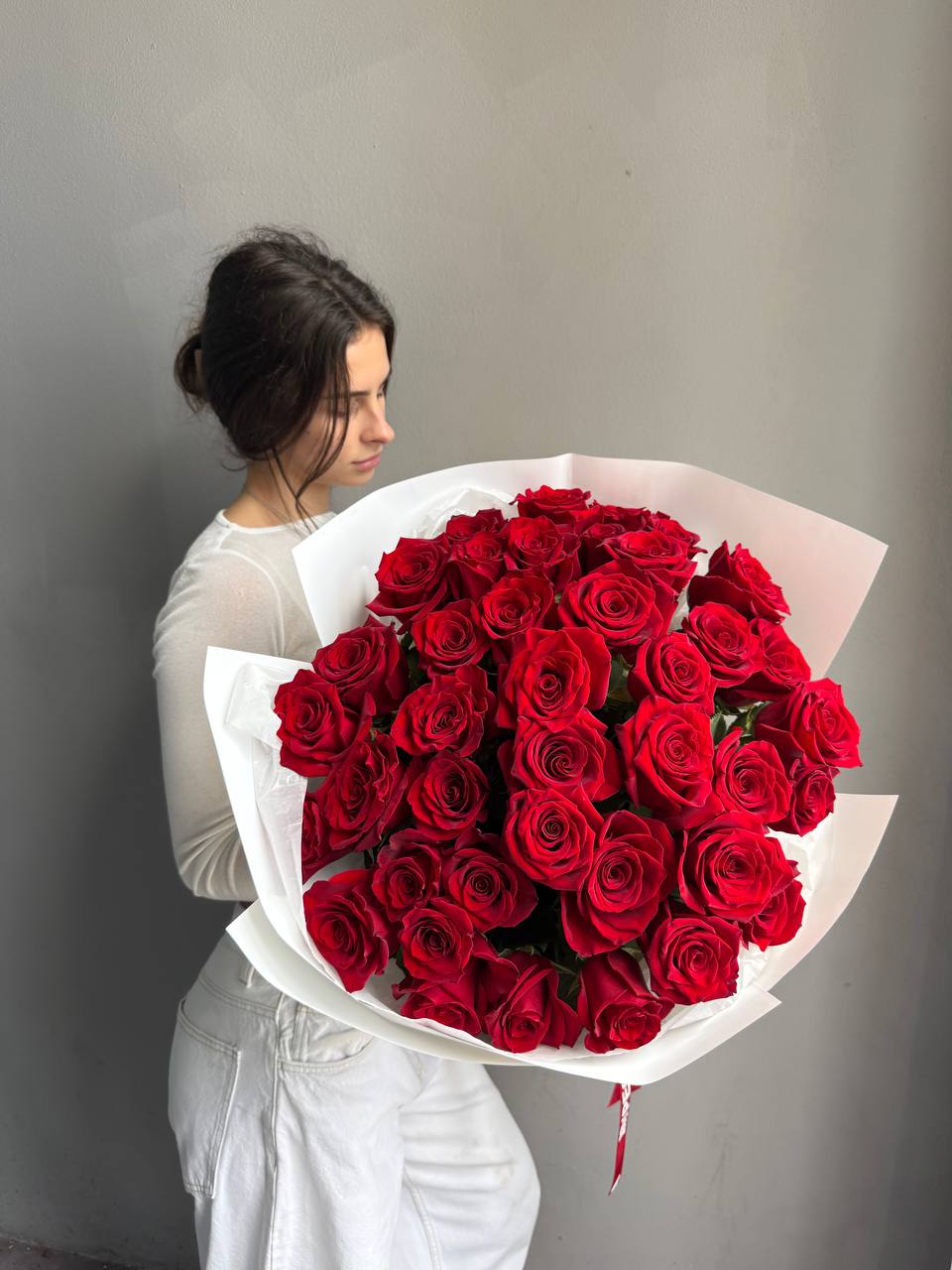 Bouquet "Explorer" - 40 red roses